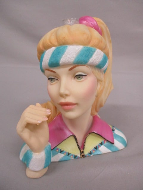 5.5" Cameo Girls 2000 Edition Lady Vase: Judith 1985 "Athletic Allure"