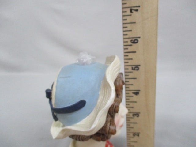 5.5" Cameo Girls 2000 Edition Lady Vase - 8