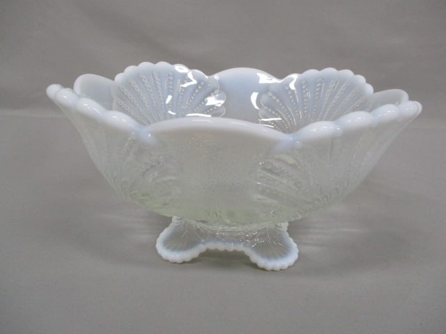 Moser White Opalescent Glass Footed Bowl "Beaded Shell" Pattern: Has Mark 9.5" x 5"