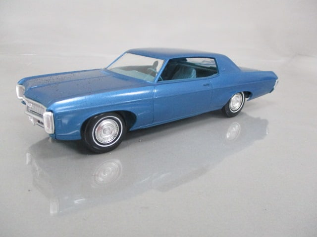 1969 Chevrolet Impala SS Promo (1 of 9)