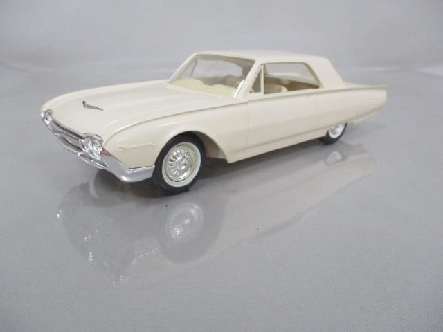 1961 Ford Thunderbird Promo (1 of 10)