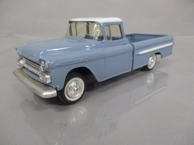 1958 Chevrolet Apache 32 Pickup Truck Friction Promo (1 of 10)