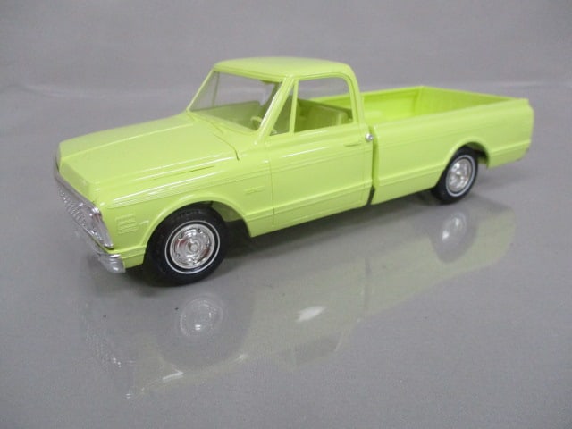 1971 Chevrolet Fleetside CST/10 Pickup Truck Promo: .