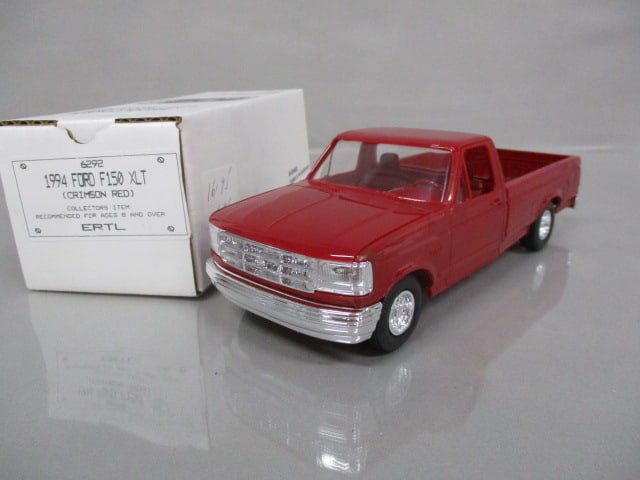 1994 Ford F150 XLT Promo w/Original Box: .