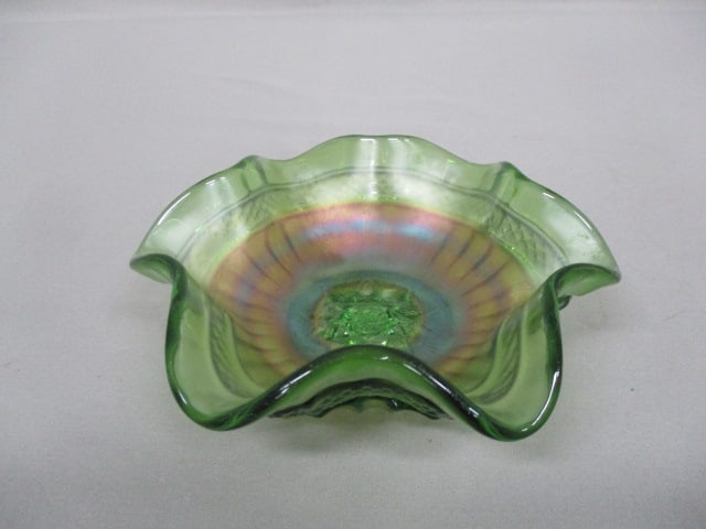 Vintage Carnival Glass Bonbon Dish 6" (1 of 5)