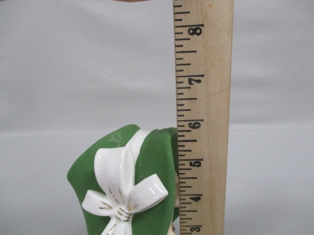 6" Lady Head Vase - 8