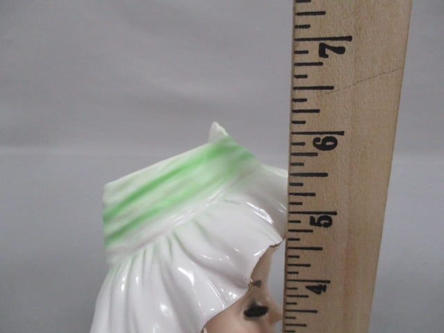 6" Norleans Lady Head Vase - 10
