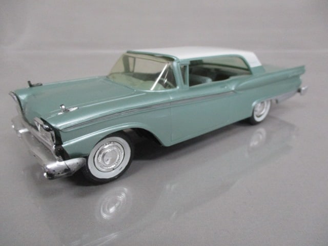 1959 Ford Fairlane 500 Friction Promo: .