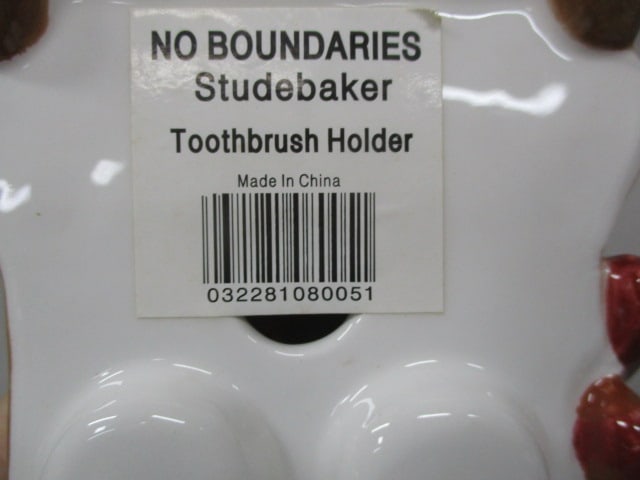 Studebaker "Woody" Station Wagon Ceramic Toothbrush Holder - 4