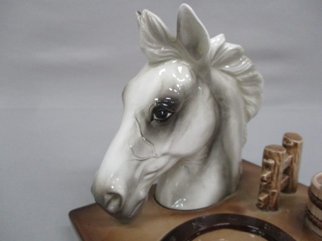 Shields Fifth Avenue Ceramic Horse Head Valet Caddy 7" x 6.5" - 5