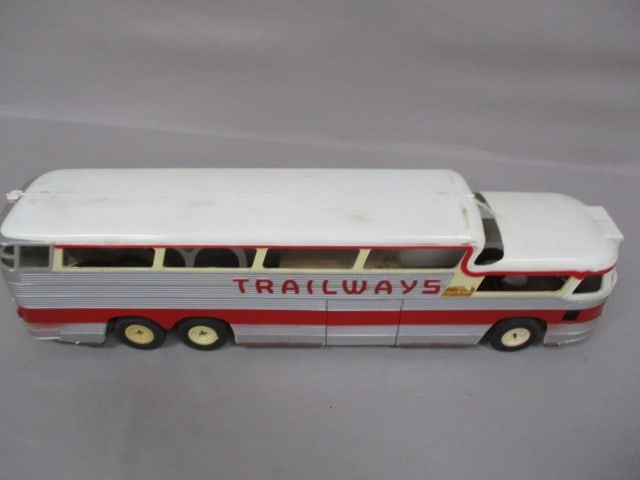 Vintage Trailways "Thru-Liner" Plastic Bus w/ Steel Bottom 17" - 5
