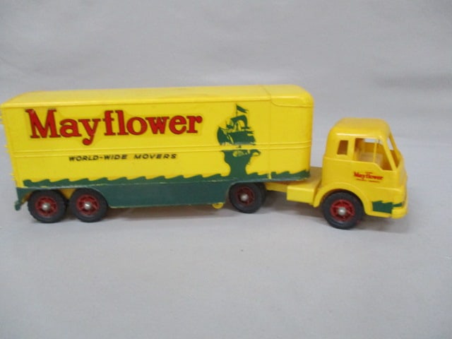 1960's Mayflower World Wide Movers Semi Truck 17": Missing 1 Hub Cap & Rear Doors