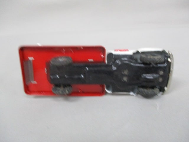 Vintage SSS Japan Tin Friction Wrecker Tow Truck 6.5" - 7
