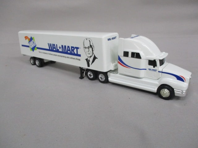 Ertl Collectibles Walmart Diecast Semi w/Trailer 1:64 Scale - 5