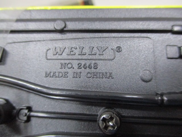 1968 Chevrolet Camaro Z28 Diecast Car By Welly 1:25 Scale - 9
