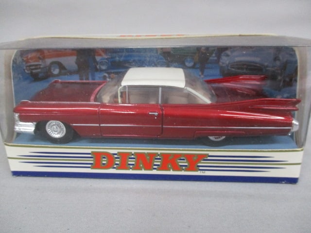 2 Vintage Matchbox Dinky Diecast Collectible Cars - 5