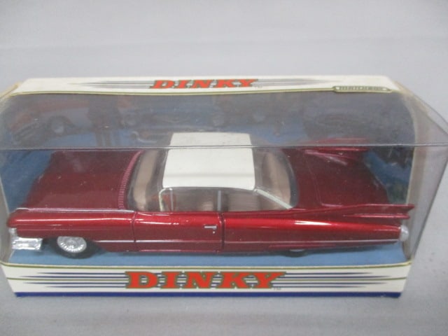 2 Vintage Matchbox Dinky Diecast Collectible Cars - 6