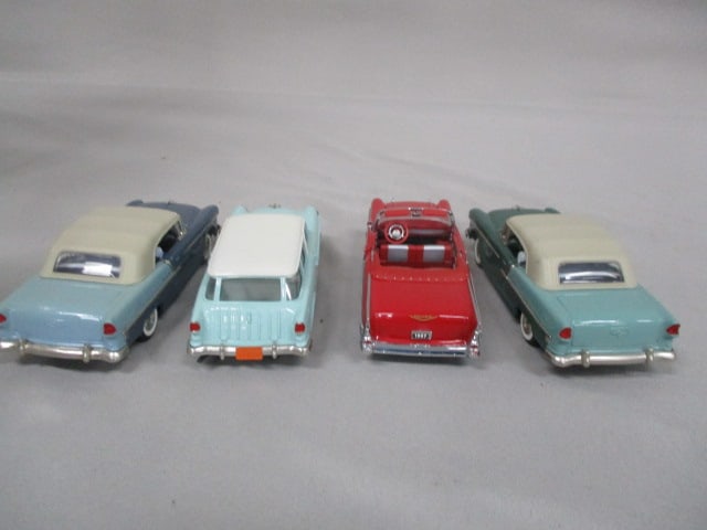 Acrylic Rotating Display Case w/Keys and Diecast Cars 1:43 Scale - 10
