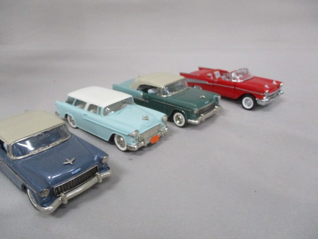 Acrylic Rotating Display Case w/Keys and Diecast Cars 1:43 Scale - 8