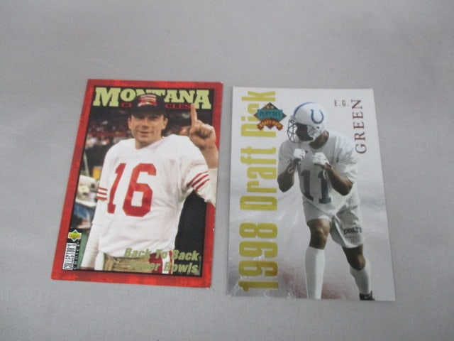 Lot of Vintage Sports Cards - See All Pictures - 14