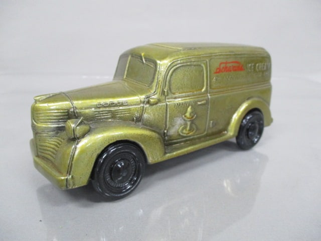 Vintage 1937 Schwans Ice Cream Cast Metal Truck Bank (1 of 8)