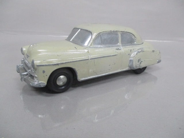 1950's Chevrolet Metal Promo Bank - No Key: .