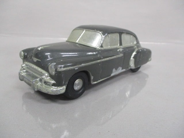 1950's Chevrolet Metal Promo Bank - No Key: .