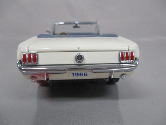 Danbury Mint 1966 Ford Mustang Convertible Diecast Model - 12
