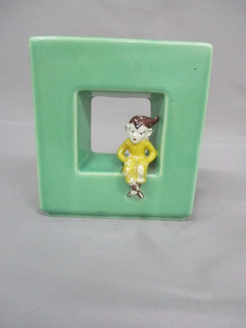 3D Pixie Elf Wall Pocket/Planter 6.5" x 7.5": Elf Has Some Paint Loss