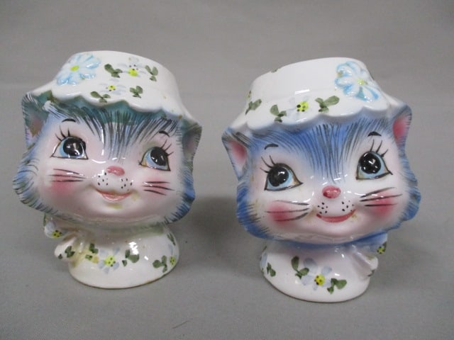 1950's Lefton #1511 "Miss Priss" Salt & Pepper Shakers: .