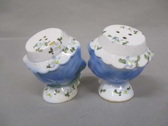 1950's Lefton #1511 "Miss Priss" Salt & Pepper Shakers - 2