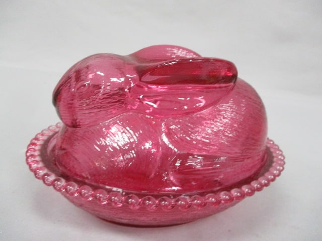 Vintage Indiana Glass Cranberry Bunny on Nest 7" x 5": .
