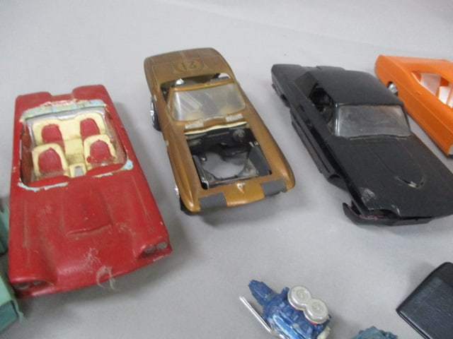 Damaged Promo Cars And Parts - 3