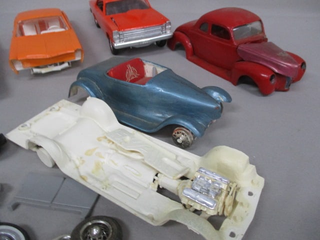 Damaged Promo Cars And Parts - 5
