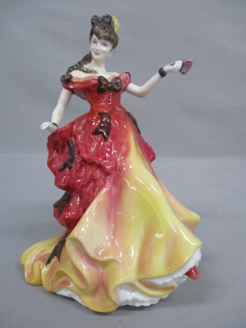 Royal Doulton Bone China 1966 Figure of The Year Lady Figurine: "Belle" #HN3703 8.5"