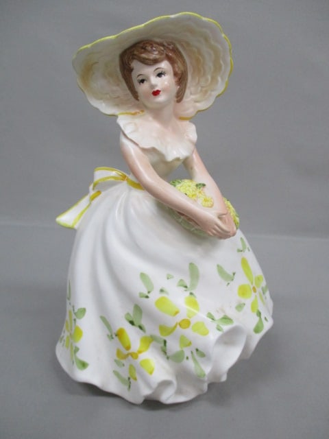 1964 Samson Imports #5549C Southern Belle Lady Planter 10": .