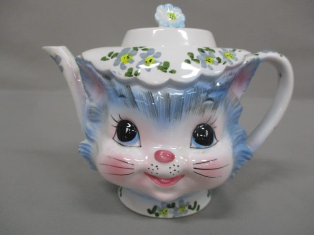 1950's Lefton #1516 "Miss Priss" 4 Cup Teapot 6": .