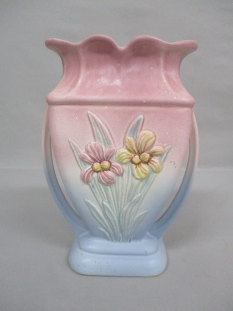1940's Hull #405-10 1/2" Double Handle Vase 10.5": .