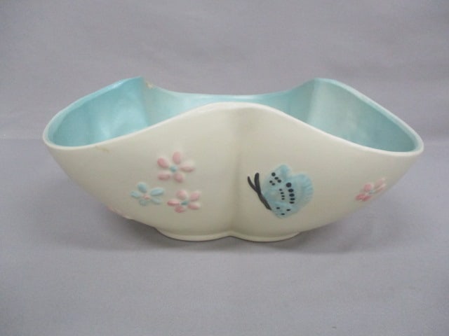 Hull Pottery B16-11 1/2" "Butterfly" Fruit Bowl: Has Chip on Rim