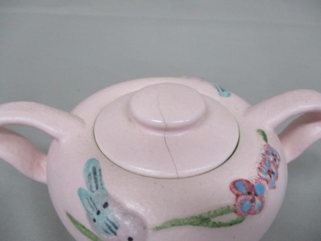 1957 Hull Pottery 3pc Tea Set in "Serenade" Pattern - 15