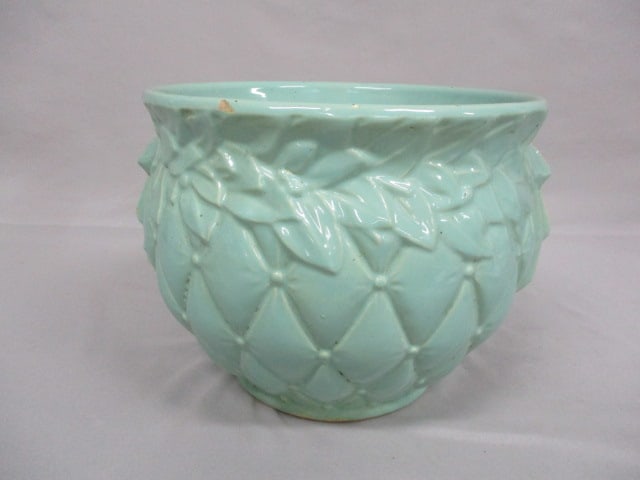 McCoy Pottery JardiniÃ¨re Planter "Quilted Diamond" Planter: 10" x 9"