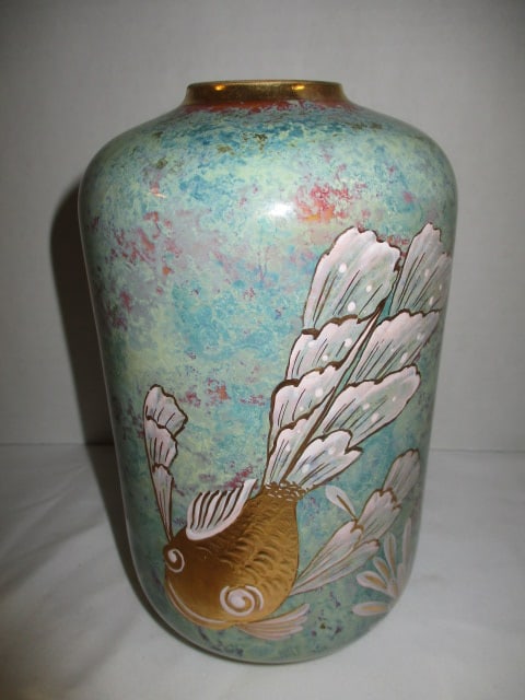 Japanese Handpainted Koi Vase with Gold Leaf Accents: 8"h