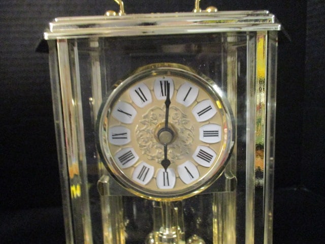 Bulova Quartz Anniversary Clock in Original Box - 4