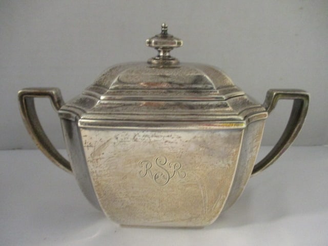Tiffany & Co. Makers Sterling Silver 18380 Creamer and Lidded Sugar - 2