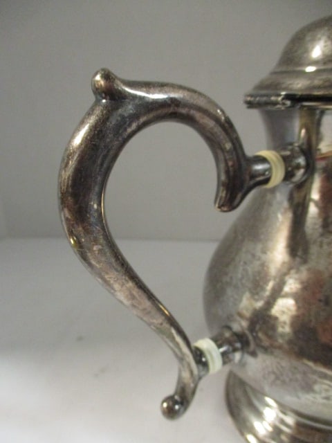 Vintage Lunt Sterling Silver Coffee Pot - 3