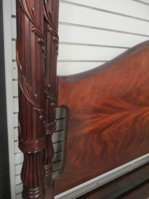 Henkel Harris Queen Size Flame Mahogany 4 Poster Bed with Wood Rails - 3