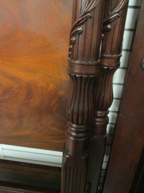 Henkel Harris Queen Size Flame Mahogany 4 Poster Bed with Wood Rails - 5