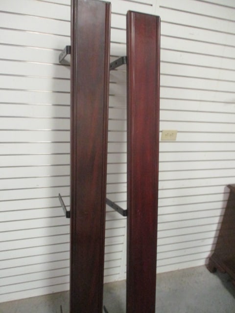 Henkel Harris Queen Size Flame Mahogany 4 Poster Bed with Wood Rails - 6