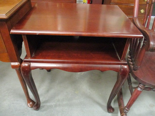 The Bombay Co. Traditional Accent Table with Open Shelf and Rear Cable Management Grommet: Queen Anne Style, 24" x 19 1/2" x 26", some scuffs and back corner has abrasions, Local Pickup Only
