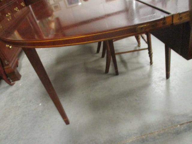 Federal Style Mahogany Gateleg Demilune Table - 5